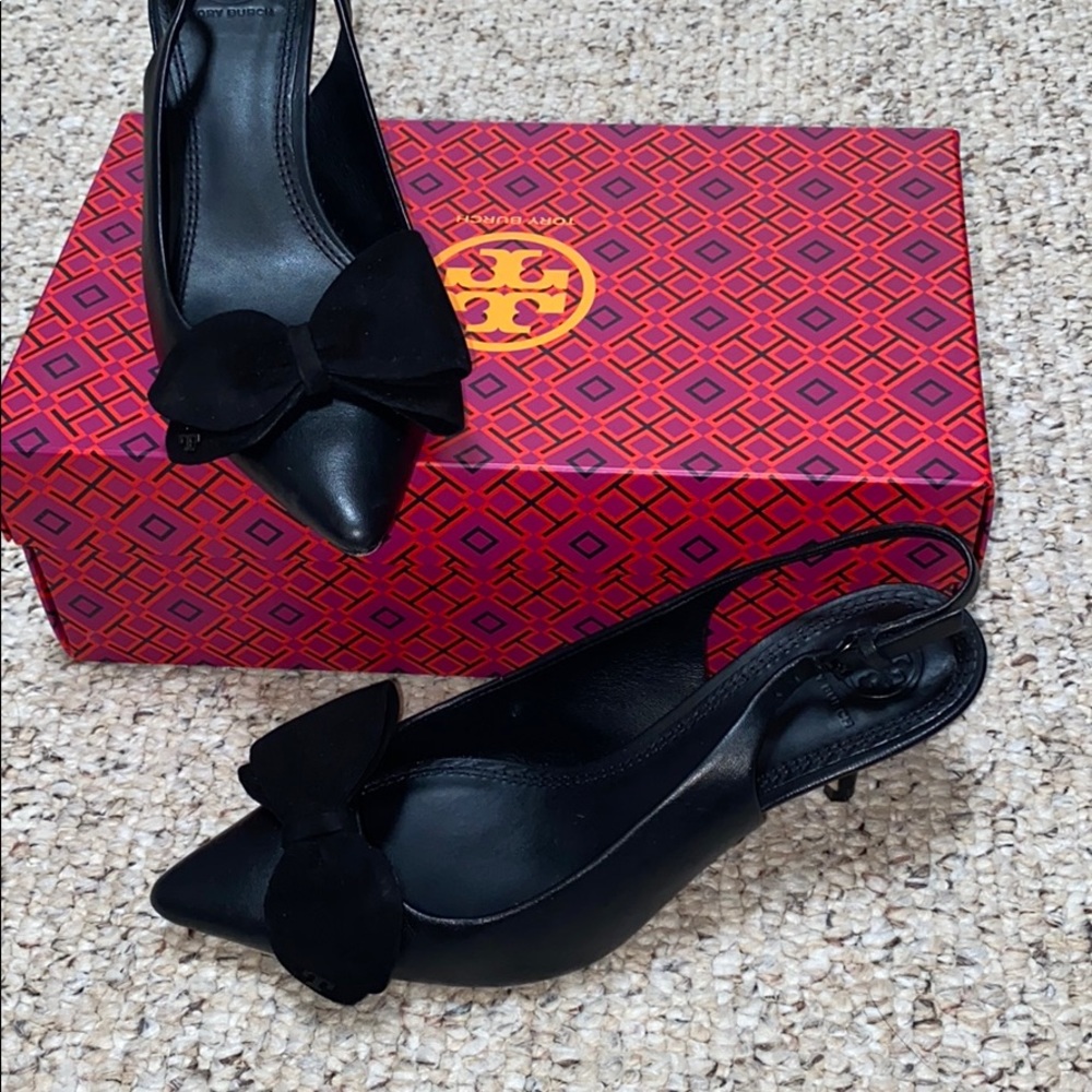 Tory Burch leather bow heels